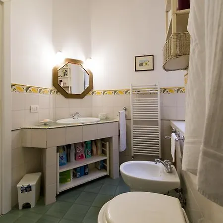 S. Agnese Liberty House